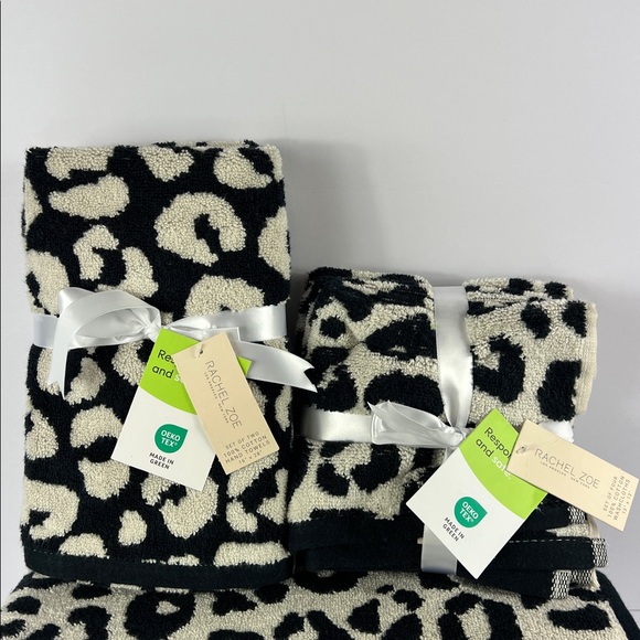 Rachel Zoe Black and Cream Leopard Towel Set Bath Hand Wash Cotton Set of 8 NEW - Picture 3 of 7